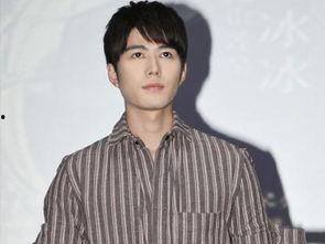 姓鄂的明星,揭秘鄂氏艺人风采