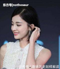 女明星撩发,一场视觉与情感的盛宴