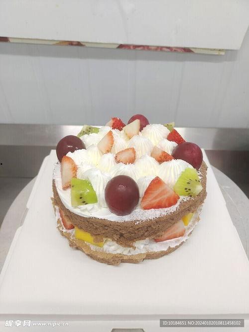 网红鲜奶水果蛋糕图片,甜蜜诱惑，视觉盛宴