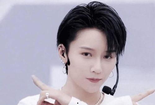 带雨的明星,带雨明星的闪耀瞬间